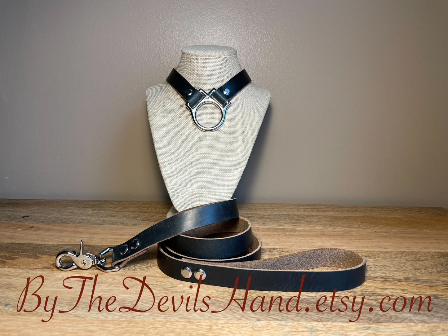 Leather Slave / Submissive Ownership Collar With Matching Leash In Horween Navy Chromexcel Leather - Secure, Strong, Durable (NAC-BE)