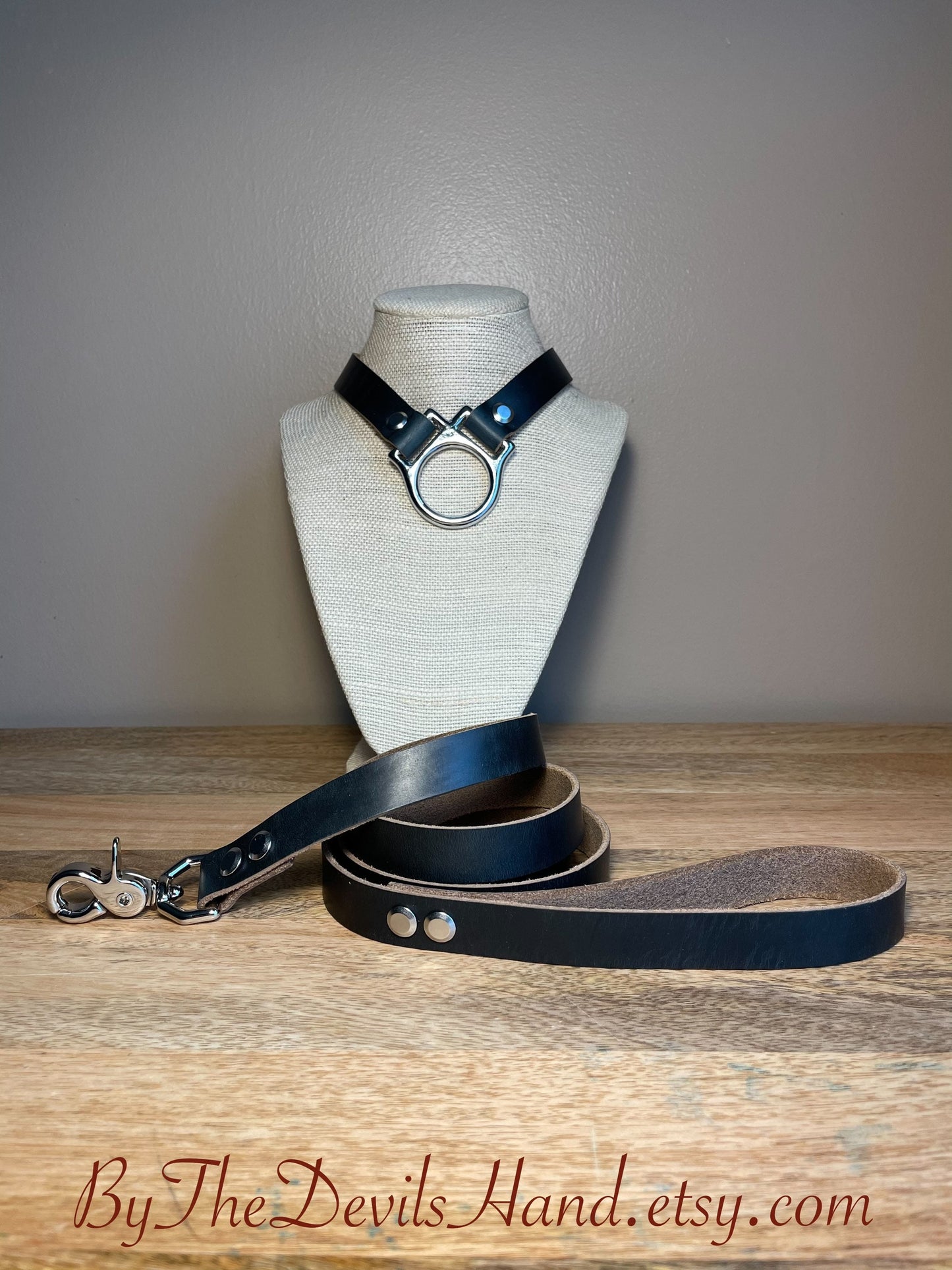 Leather Slave / Submissive Ownership Collar With Matching Leash In Horween Navy Chromexcel Leather - Secure, Strong, Durable (NAC-BE)