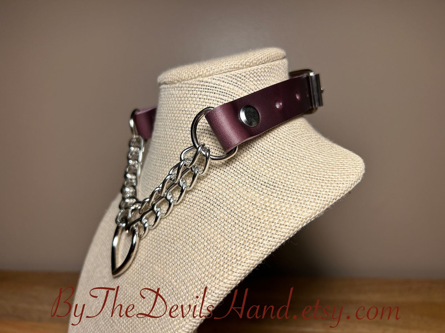 Chained Heart Leather BDSM Primary Collar Or Day Collar Fits 13 To 16 Inch Neck - Cavalier Plum Purple Leather (CPP-BE)