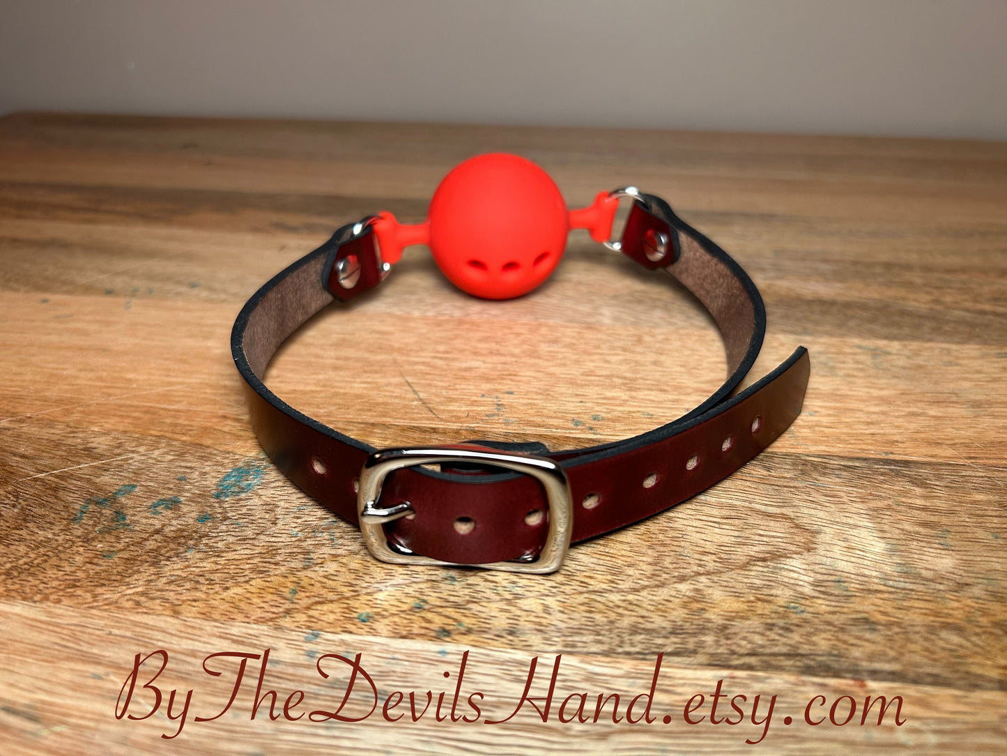 Big Red Ball Gag With Straps Made Of Horween Chromexcel Ox Blood Leather (OBC-BE)